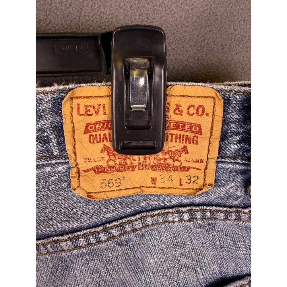 Levis levi 569